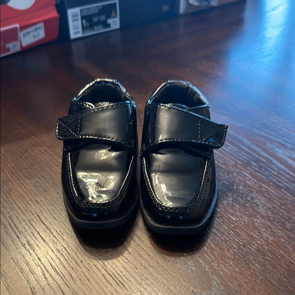 Kids Black Patent Leather Mary Jane Dress Shoes Hook & Loop Size 5C